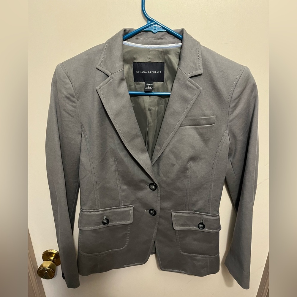 Banana Republic blazer, color gray, size 0/ stretch